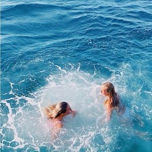 Meet your Posher, Melody